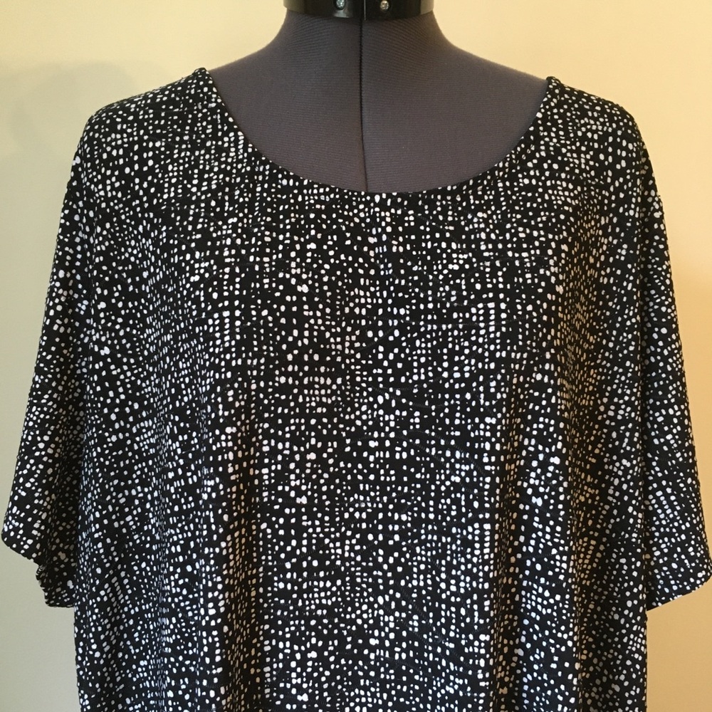 Croft & Barrow Dot Print Tee